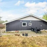 5 Star Holiday Home In Henne Henne Strand