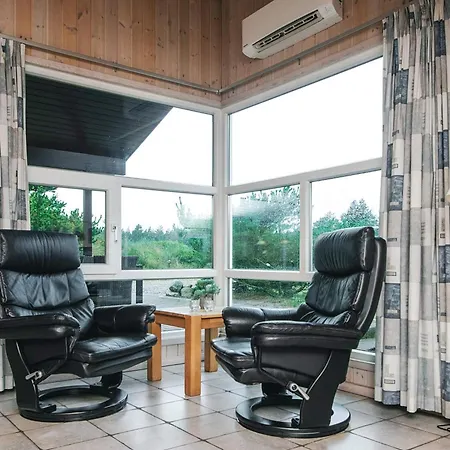 בית נופש Secluded Retreat By Lyngbo Heath - By Traum *