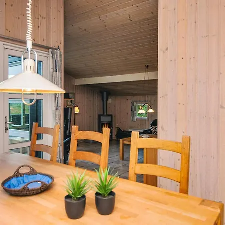 בית נופש Secluded Retreat By Lyngbo Heath - By Traum