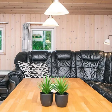 5 Star Holiday Home In Henne Semesterbostad *