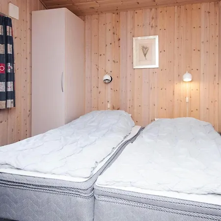 5 Star Holiday Home In Henne Henne Strand